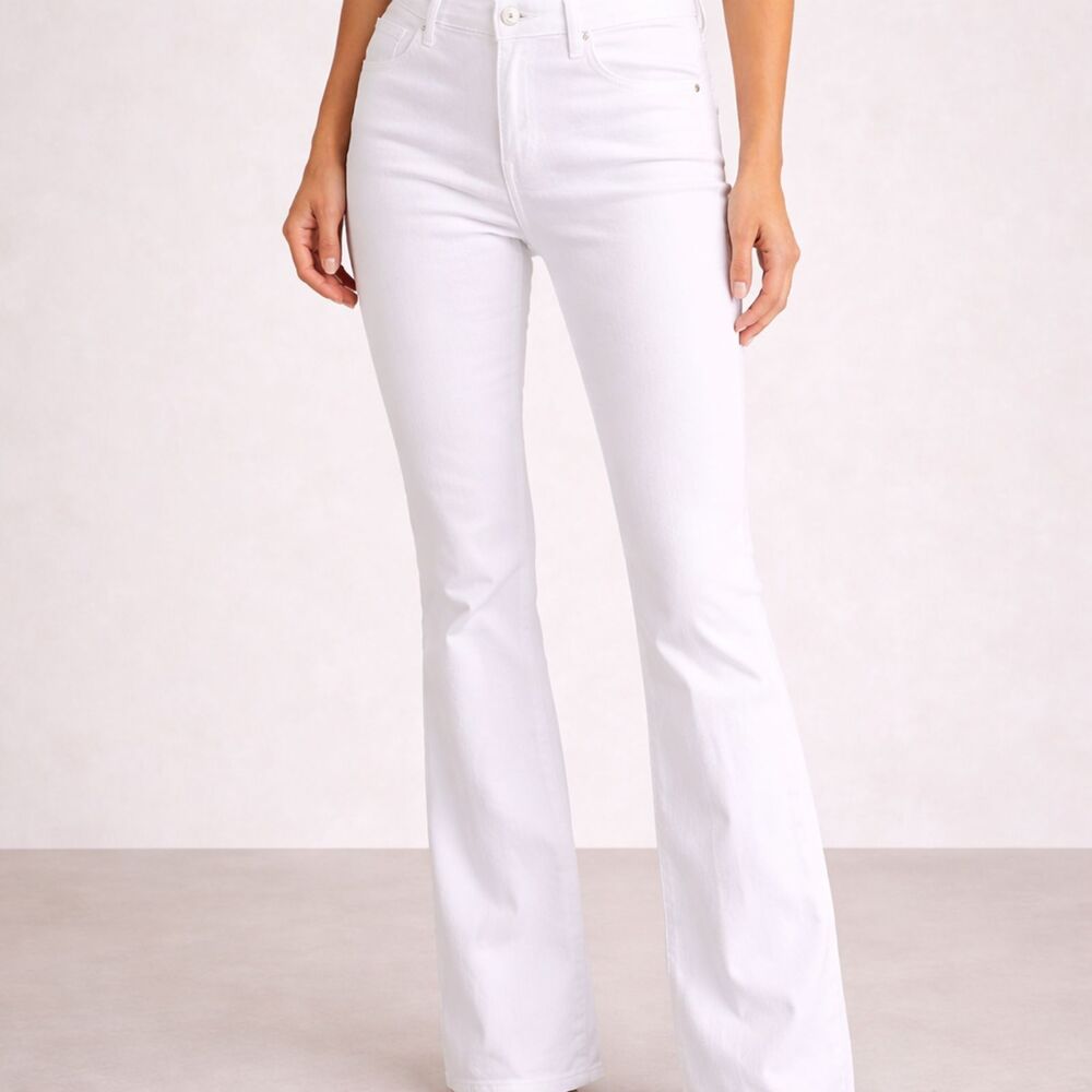 7 For All Mankind White Bootcut Jeans Size 29 | Stretch Denim Mid Rise NWOT